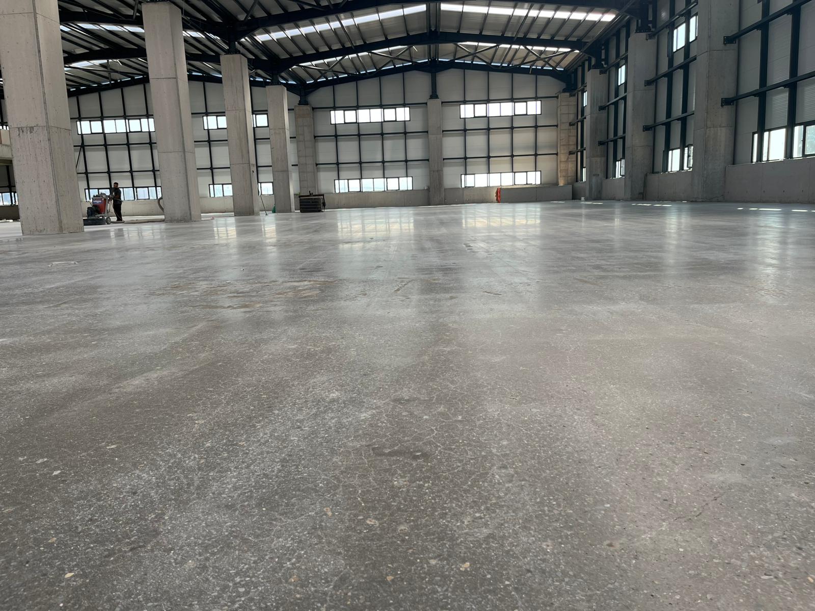 Mat beton parlatma uygulaması